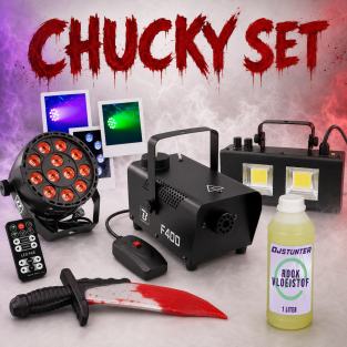 Halloween set Chucky met Rookmachine, RGB parspot en stroboscoop